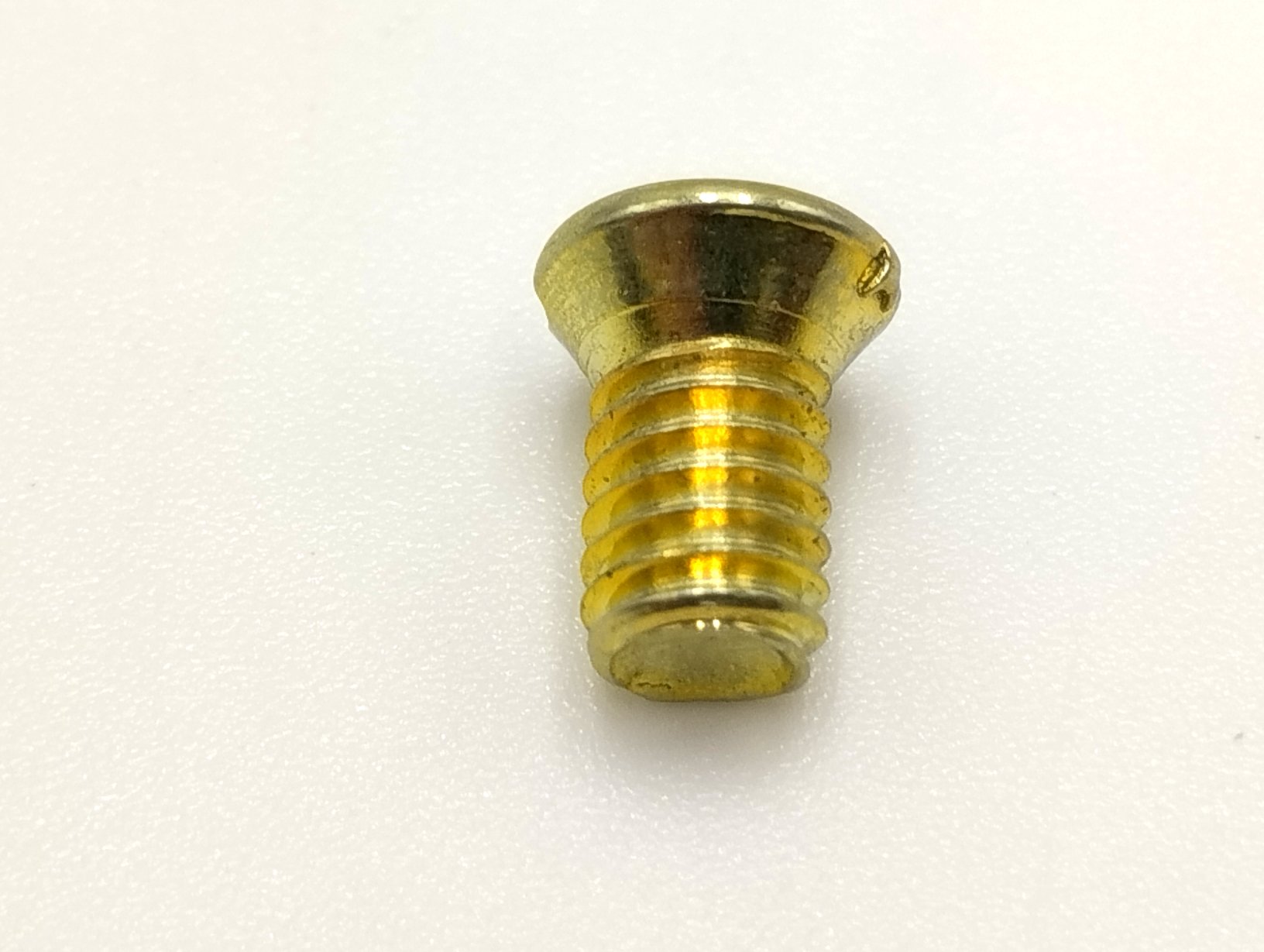 Screw - Throttle plate / Inspection cover