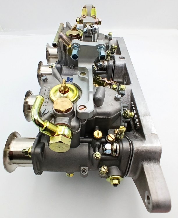 1.6 / 2.0 Pinto 2 X 40 DCOE *SHORT INLET*